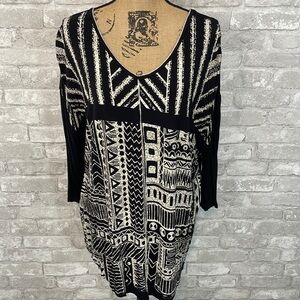 Edista Aztec Graphic Tee